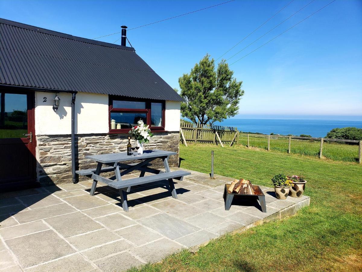 Byre Cottages & Log Cabin Cardigan Eksteriør billede