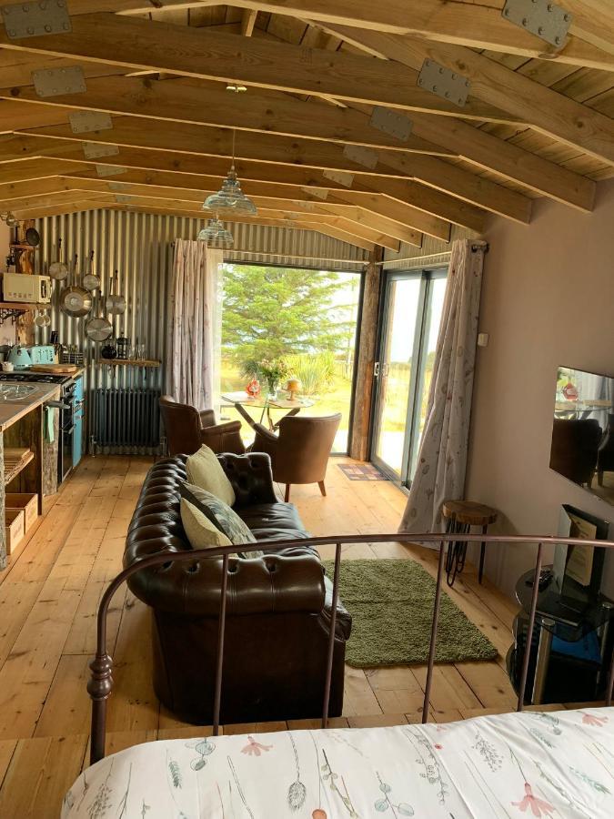 Byre Cottages & Log Cabin Cardigan Eksteriør billede